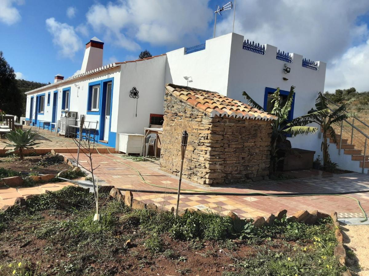 Casa Do Jardim Villa Mexilhoeira Grande Exterior photo